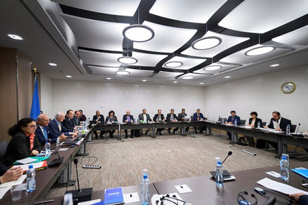 Quang cảnh vòng hòa đàm thứ 5 diễn ra tại Geneva, Thụy Sĩ.